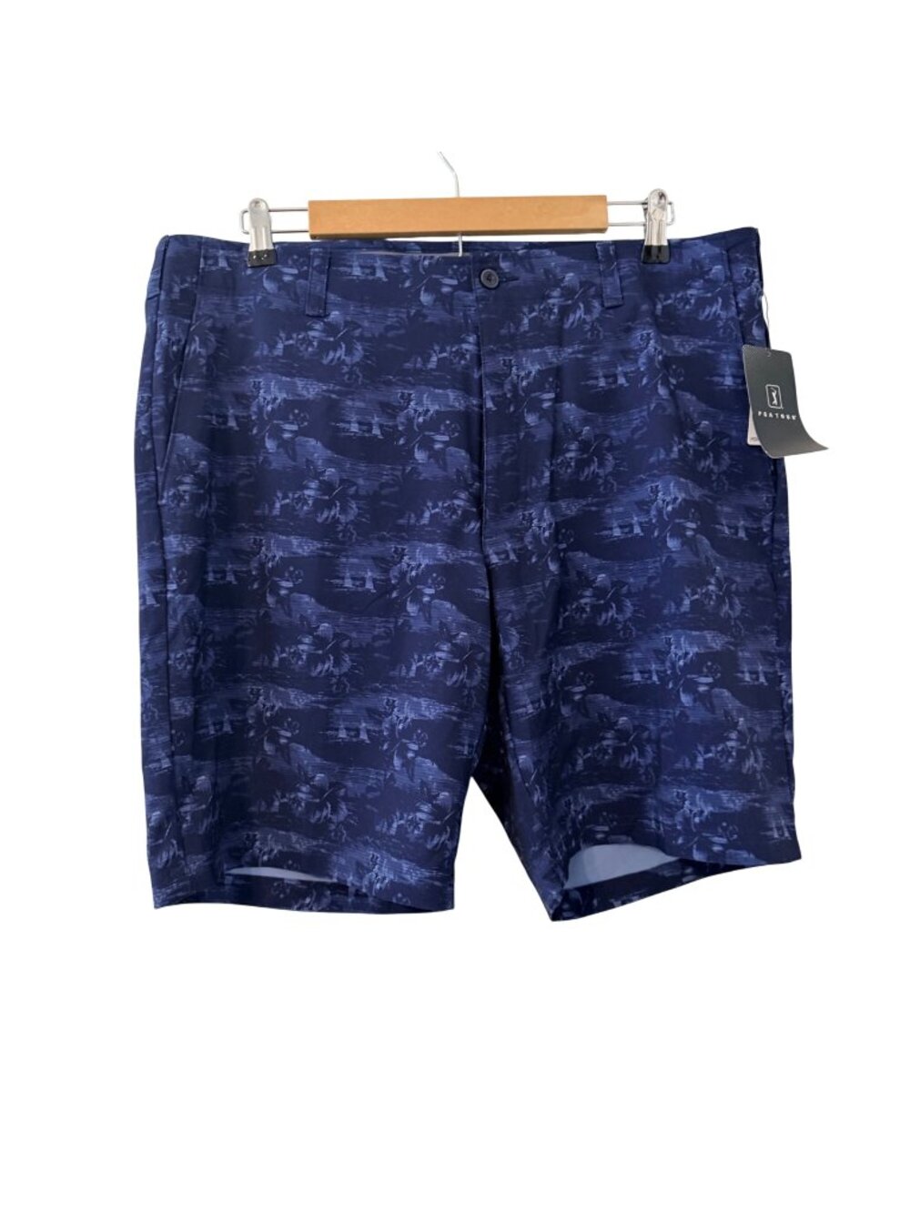 PGA TOUR Mens Blue Floral Stretch Shorts With Active Waistband Size 38 shorts.